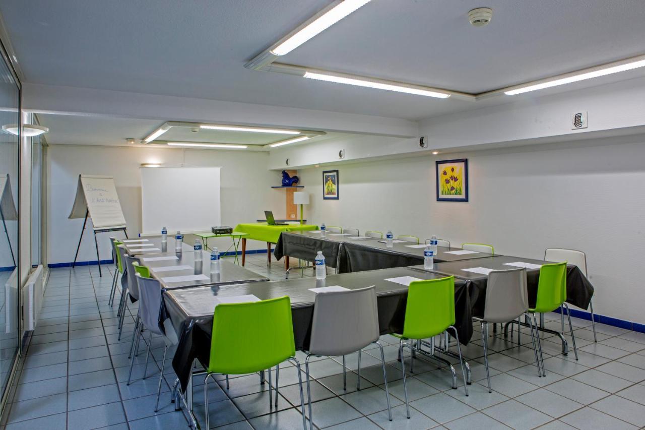 B&B Hotel Aurillac Le Lioran Eksteriør bilde